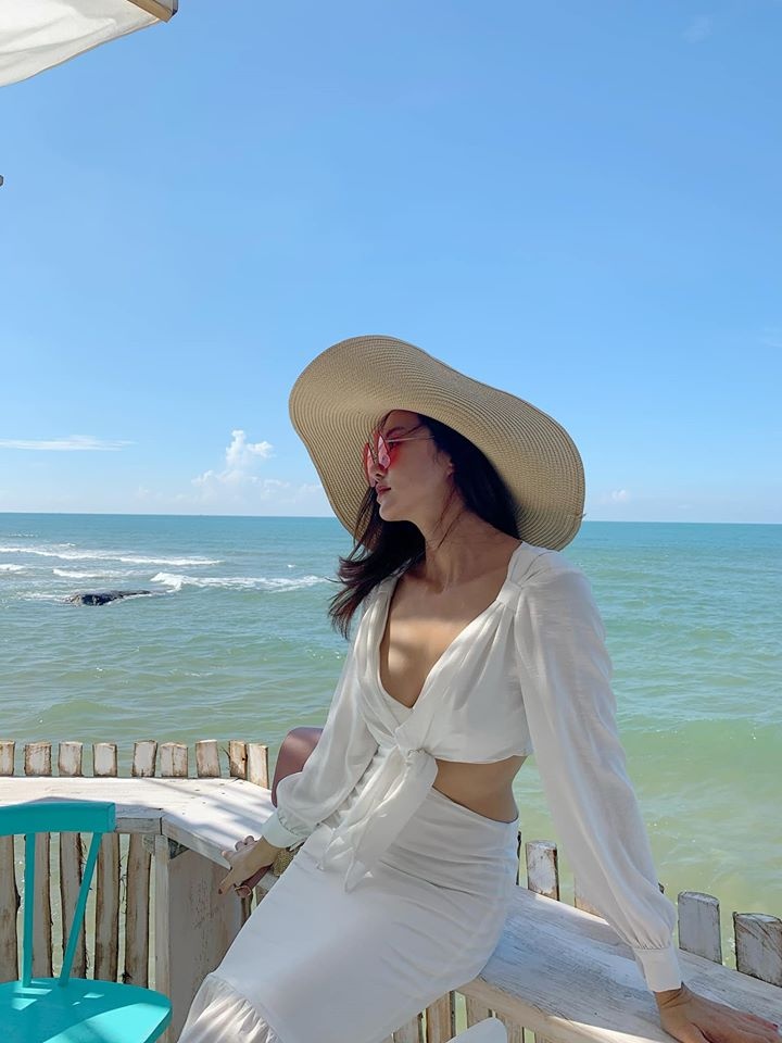 Diem My 9X bikini mua he anh 13