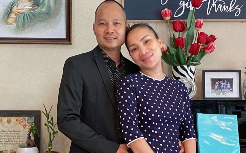 Hong Ngoc ky niem 11 nam ngay cuoi hinh anh