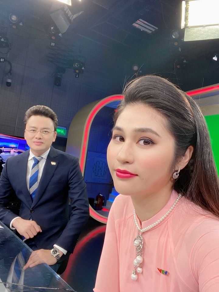 Doi thuong cua BTV thoi su anh 12