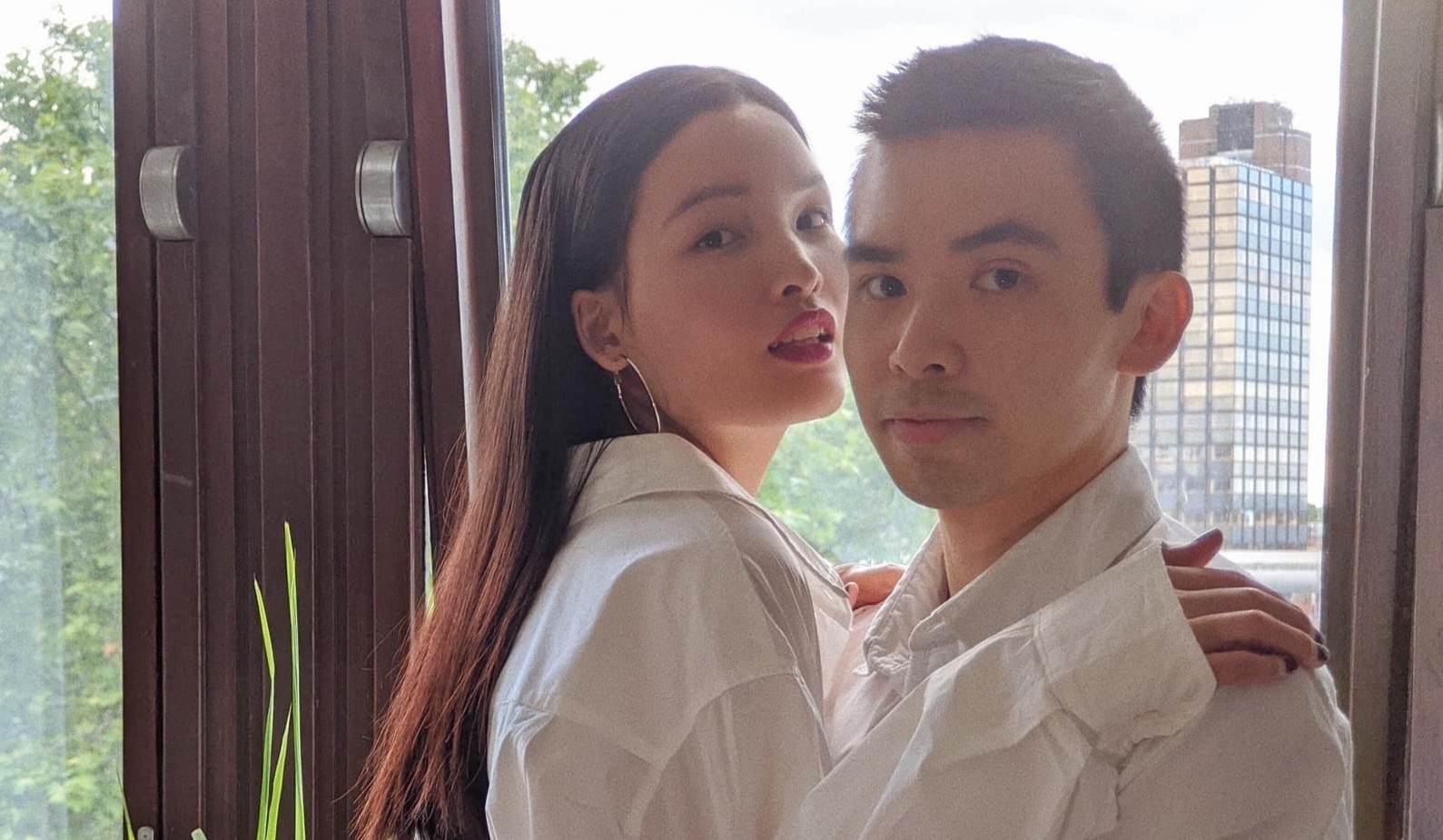 A quan Next Top Model Cha Mi cong khai ban trai ngoai quoc hinh anh