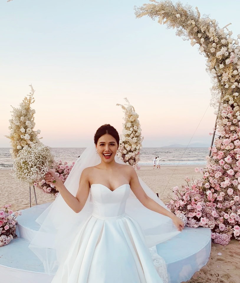 Dien vien Phanh Lee cuoi anh 2