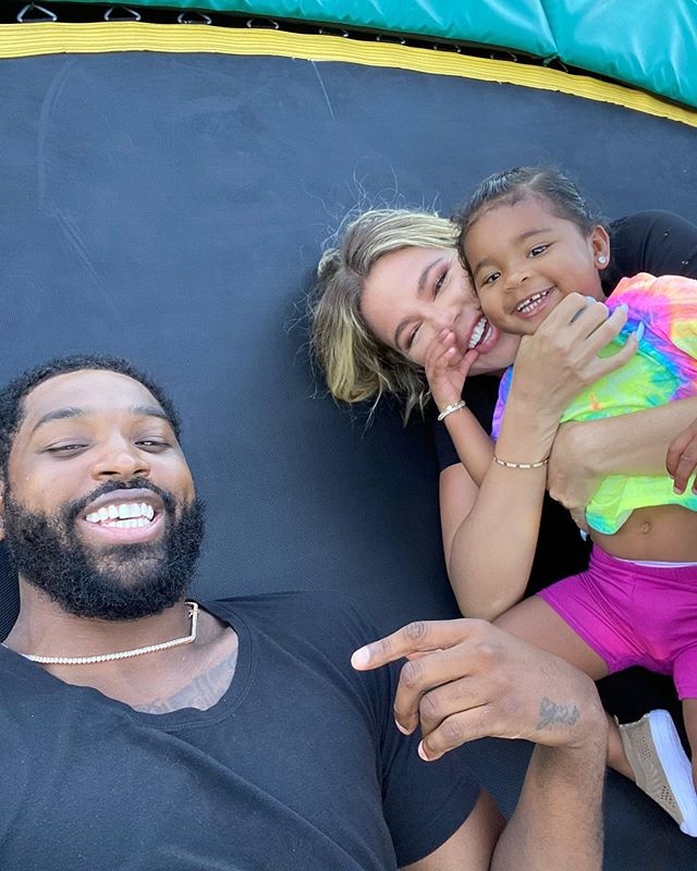 Khloe Kardashian ban trai Tristan Thompson anh 1