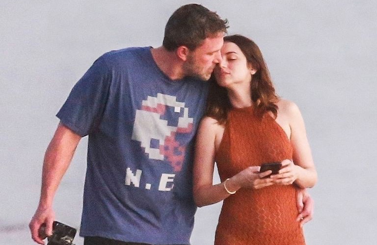 Moi tinh chenh lech hang chuc tuoi anh 5