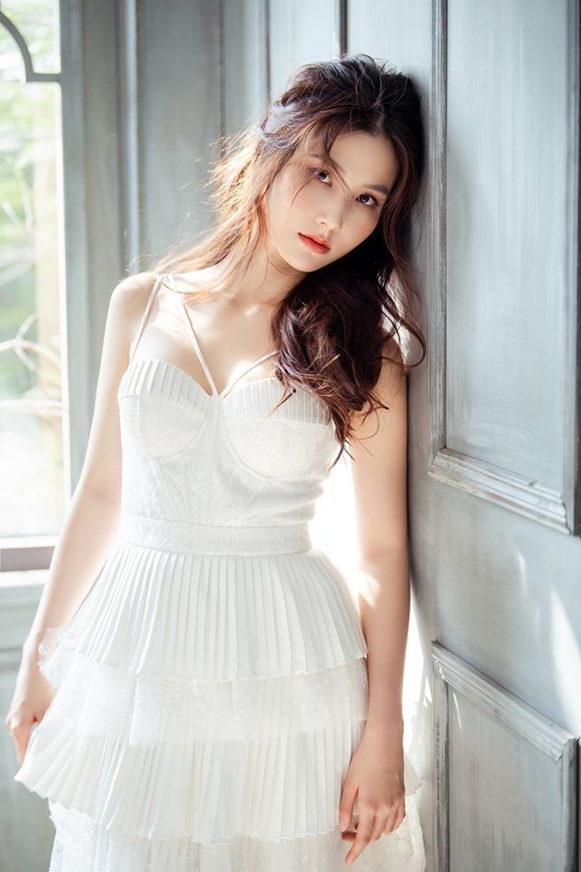 Diễm My 9X Tình yêu và tham vọng ảnh 3 Diem My 9X Tinh yeu va tham vong anh 3
