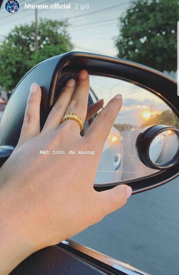 H'Hen Nie ban trai anh 3