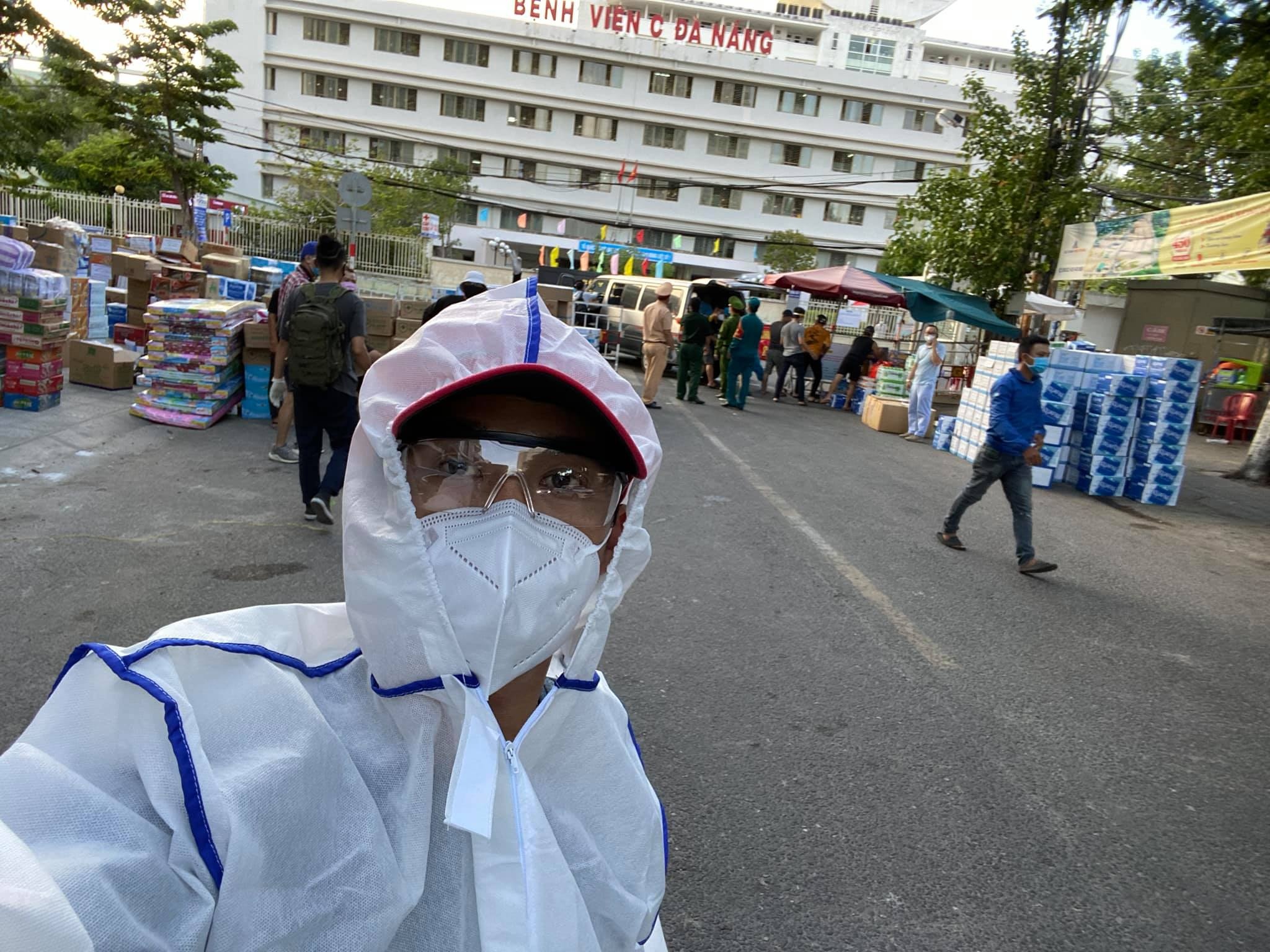 Nghe si ung ho chong dich anh 3