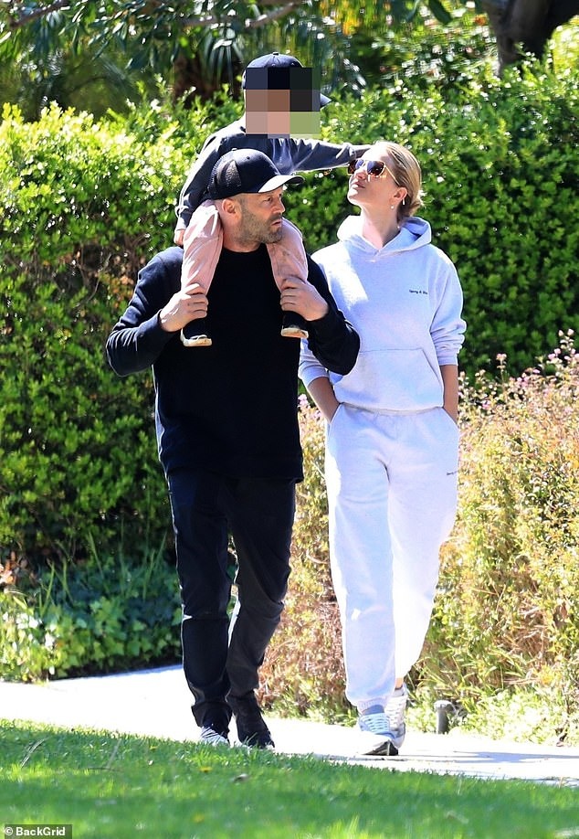 Rosie Huntington-Whiteley thien than noi y anh 5