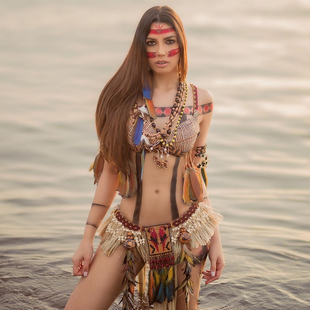 Hoa hau Trai Dat 2020 anh 8