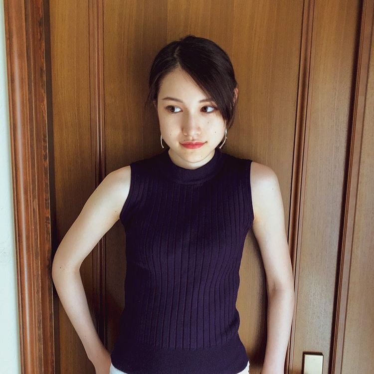 Hoa hau Trai Dat 2020 anh 8