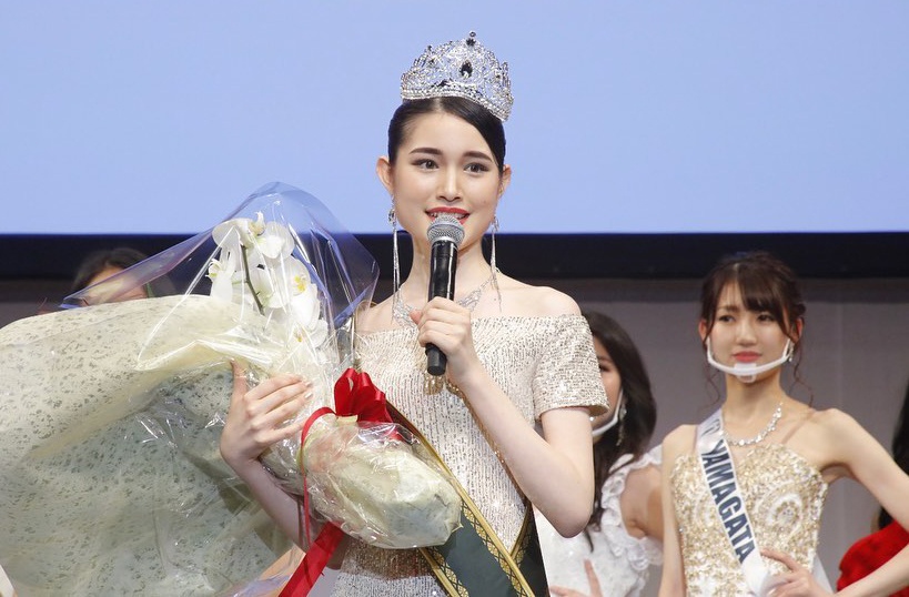 Hoa hau Trai Dat 2020 anh 2