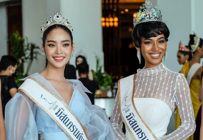 Co gai 22 tuoi tro thanh Hoa hau Hoa binh Thai Lan 2020 hinh anh