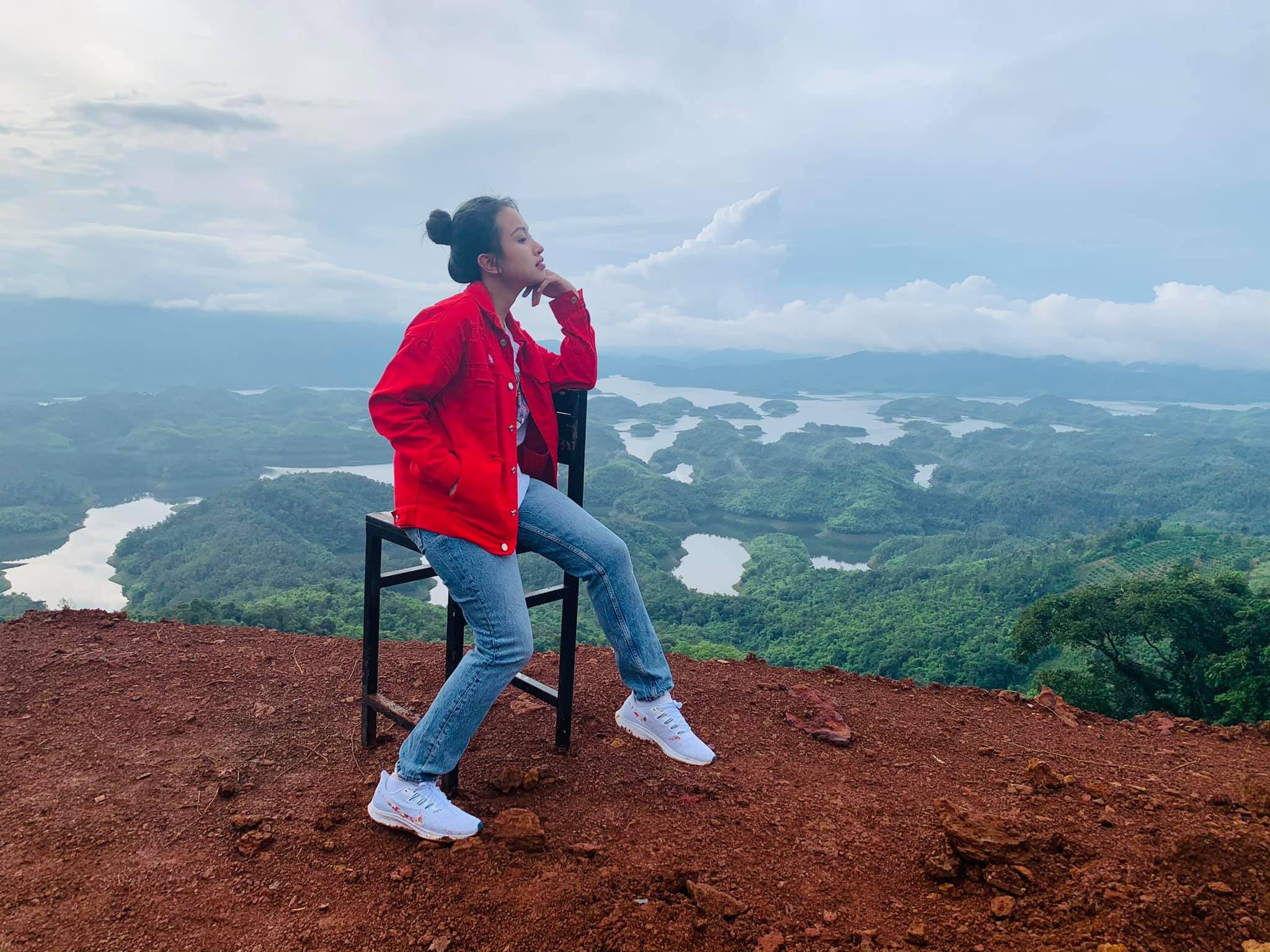 Van Hugo ban trai anh 3