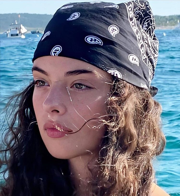 Con gai Monica Bellucci anh 10