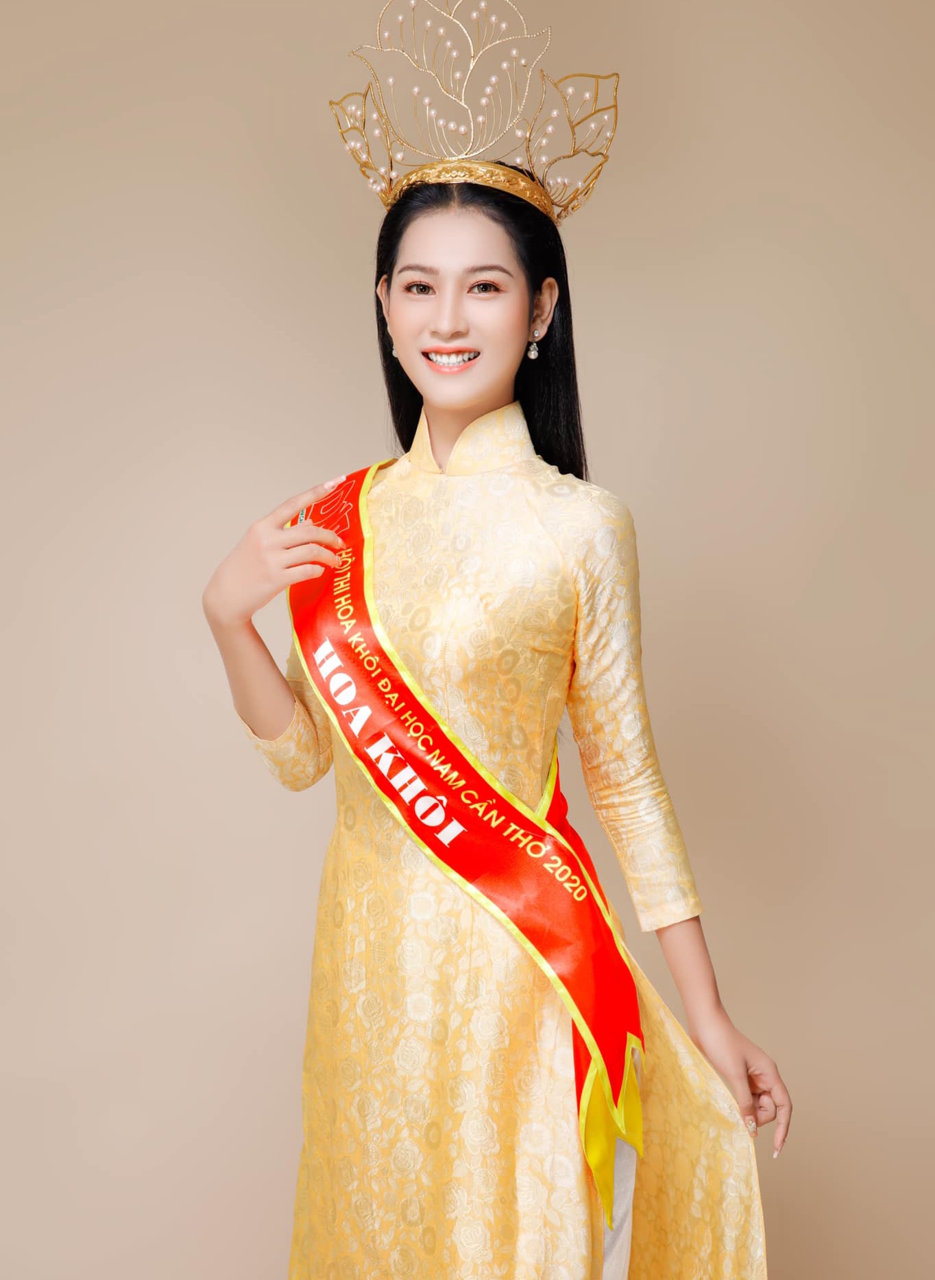 Hoa hau Viet Nam 2020 anh 6