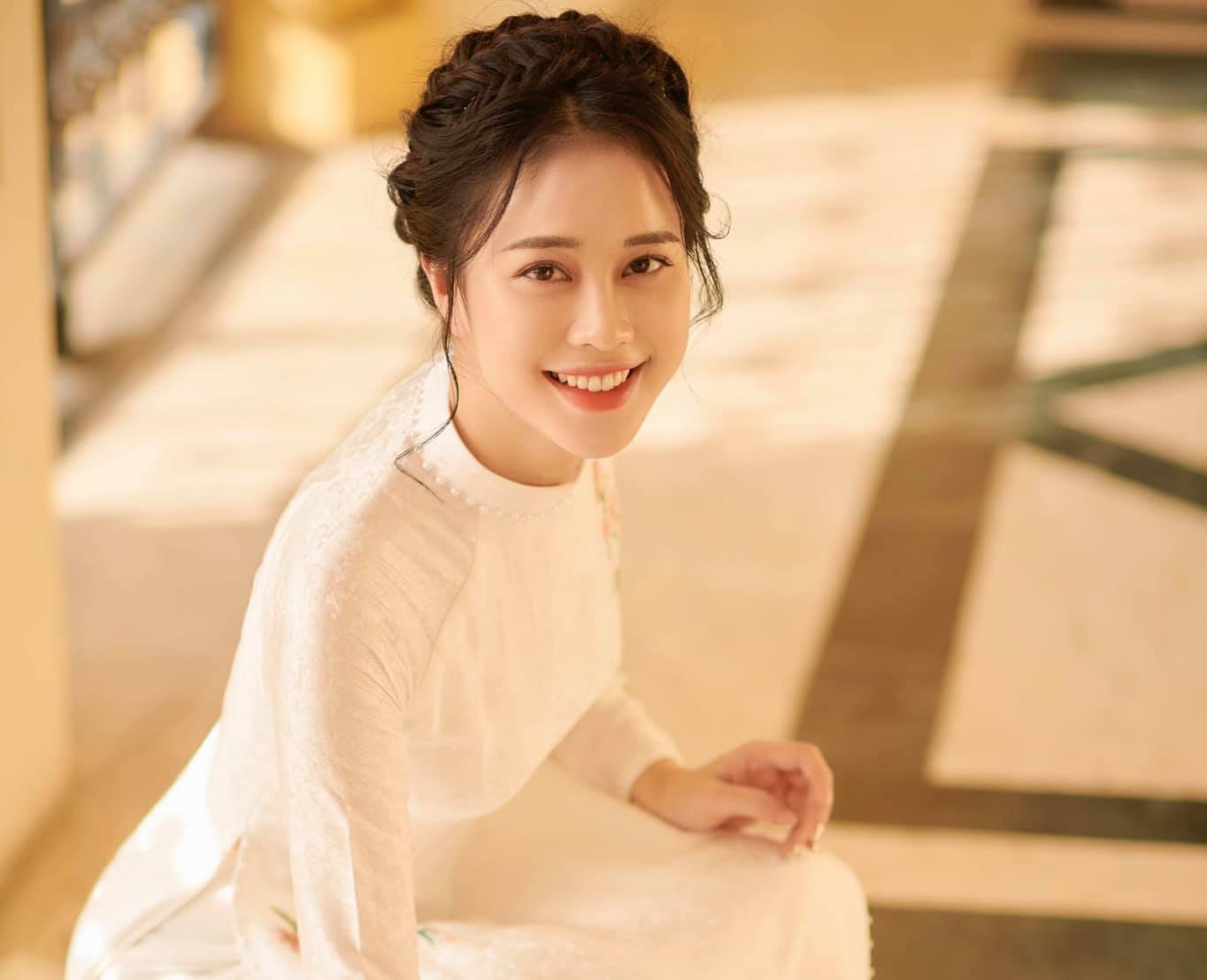 MC Bua trua vui ve Hoa hau Viet Nam anh 1