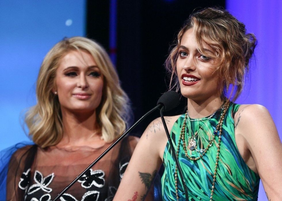 Paris Jackson ung ho Paris Hilton hinh anh
