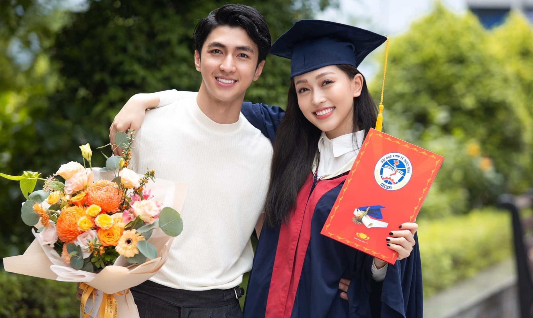 A hau Phuong Nga tot nghiep dai hoc loai gioi hinh anh