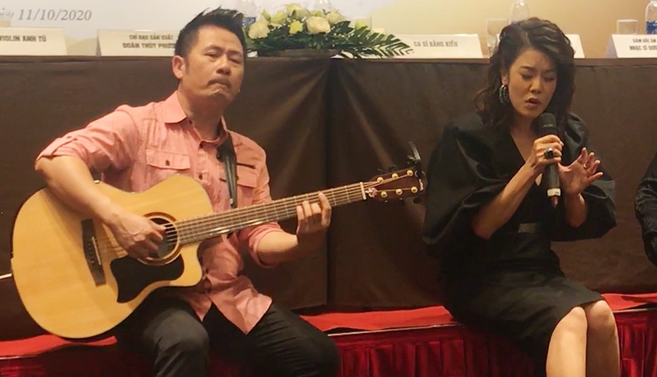 Bang Kieu dem dan cho Thu Phuong hat ‘Dem nam mo pho’ hinh anh