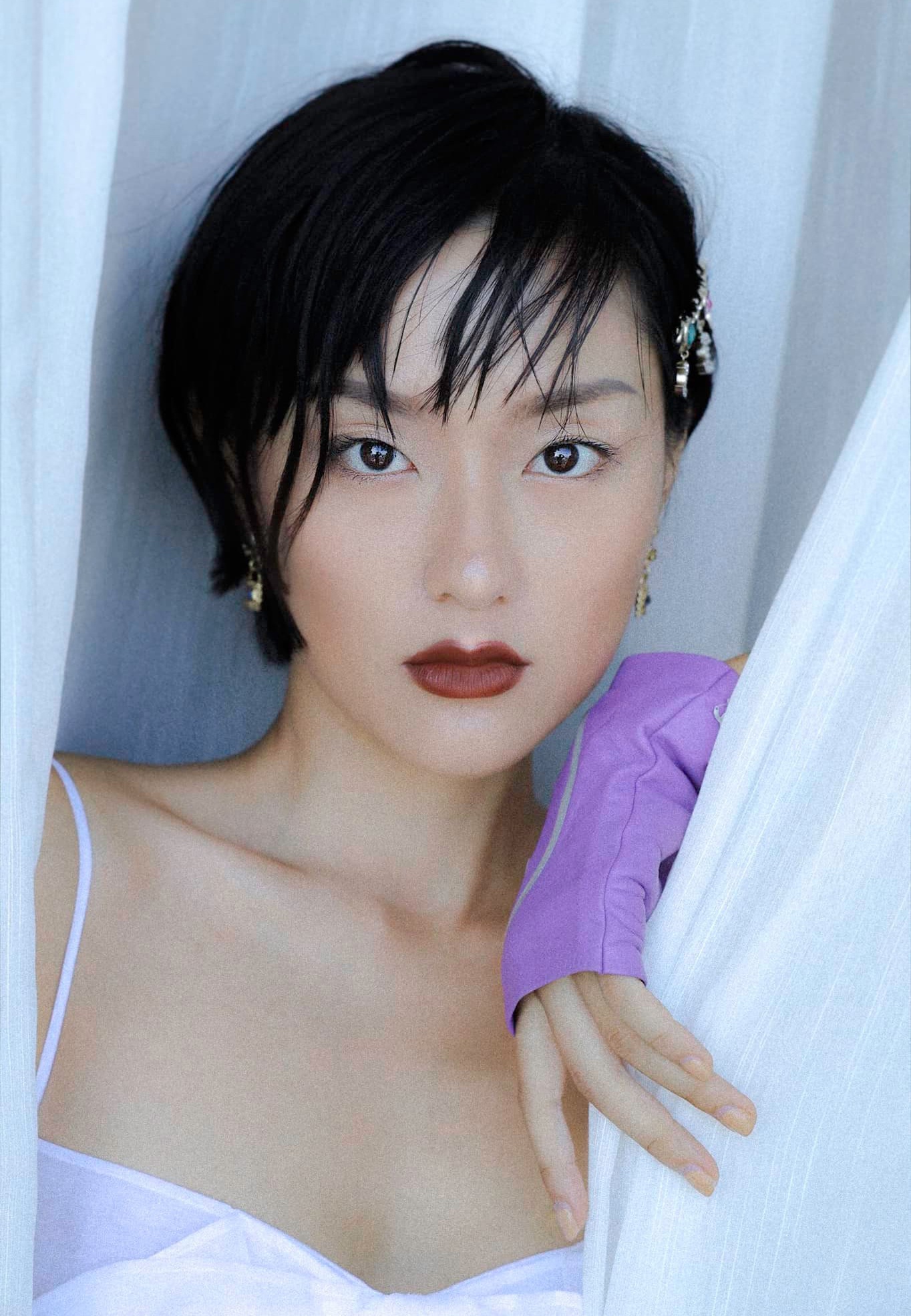 Guong mat moi dien anh 2020 anh 2