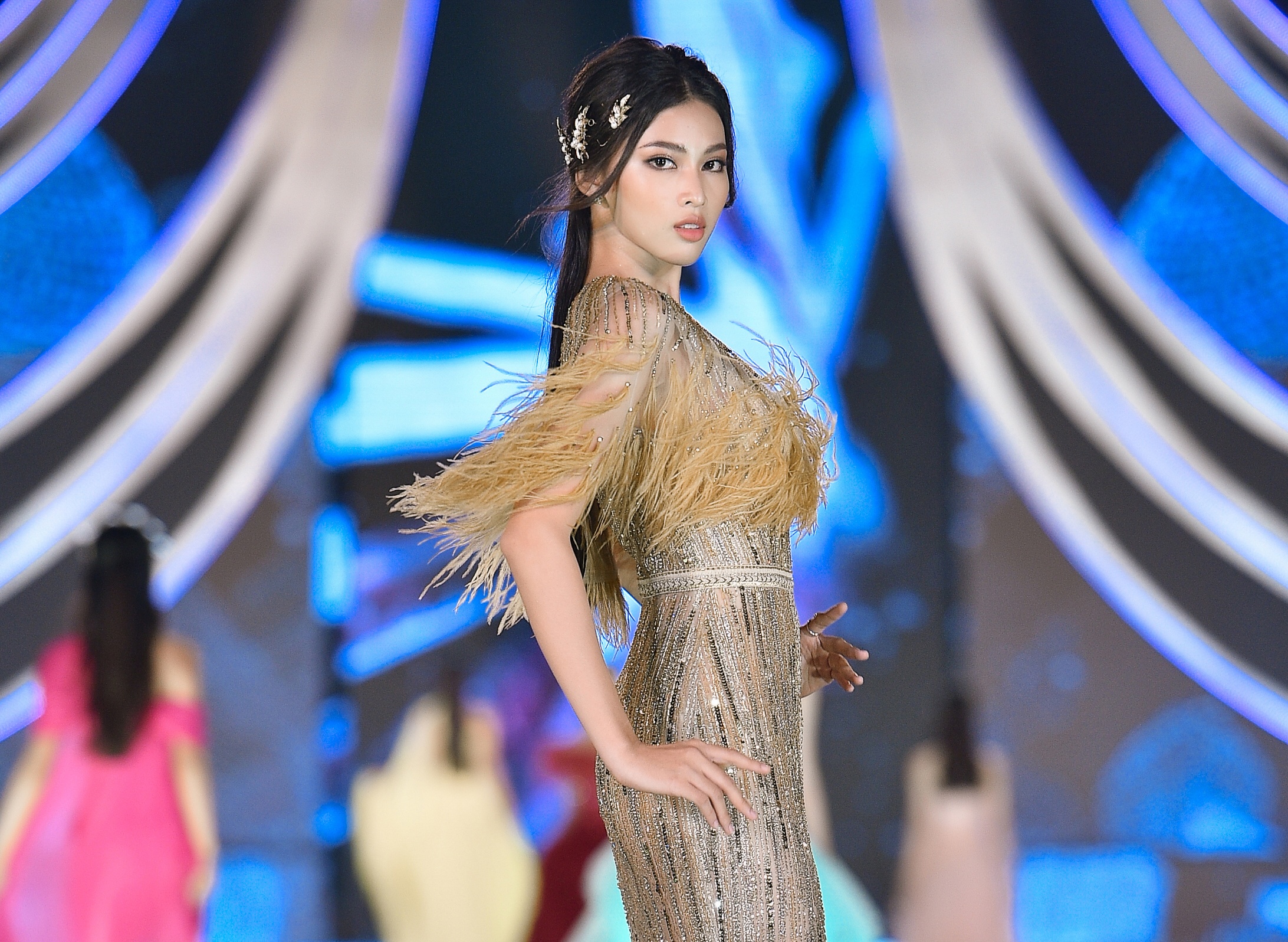 Hoa hau Viet Nam 2020 anh 9