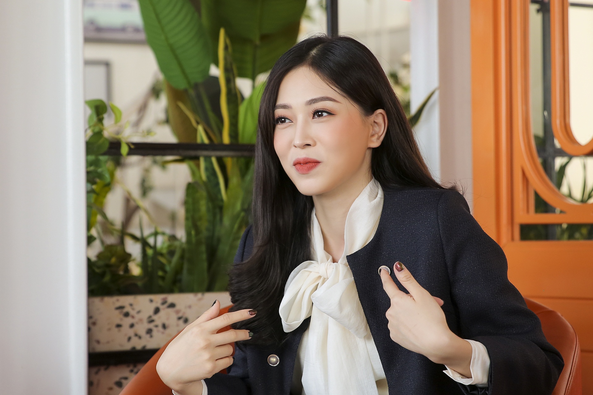 A hau Phuong Nga Binh An anh 2