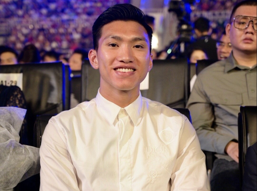 Doan Van Hau den co vu ban gai o Hoa hau Viet Nam 2020? hinh anh