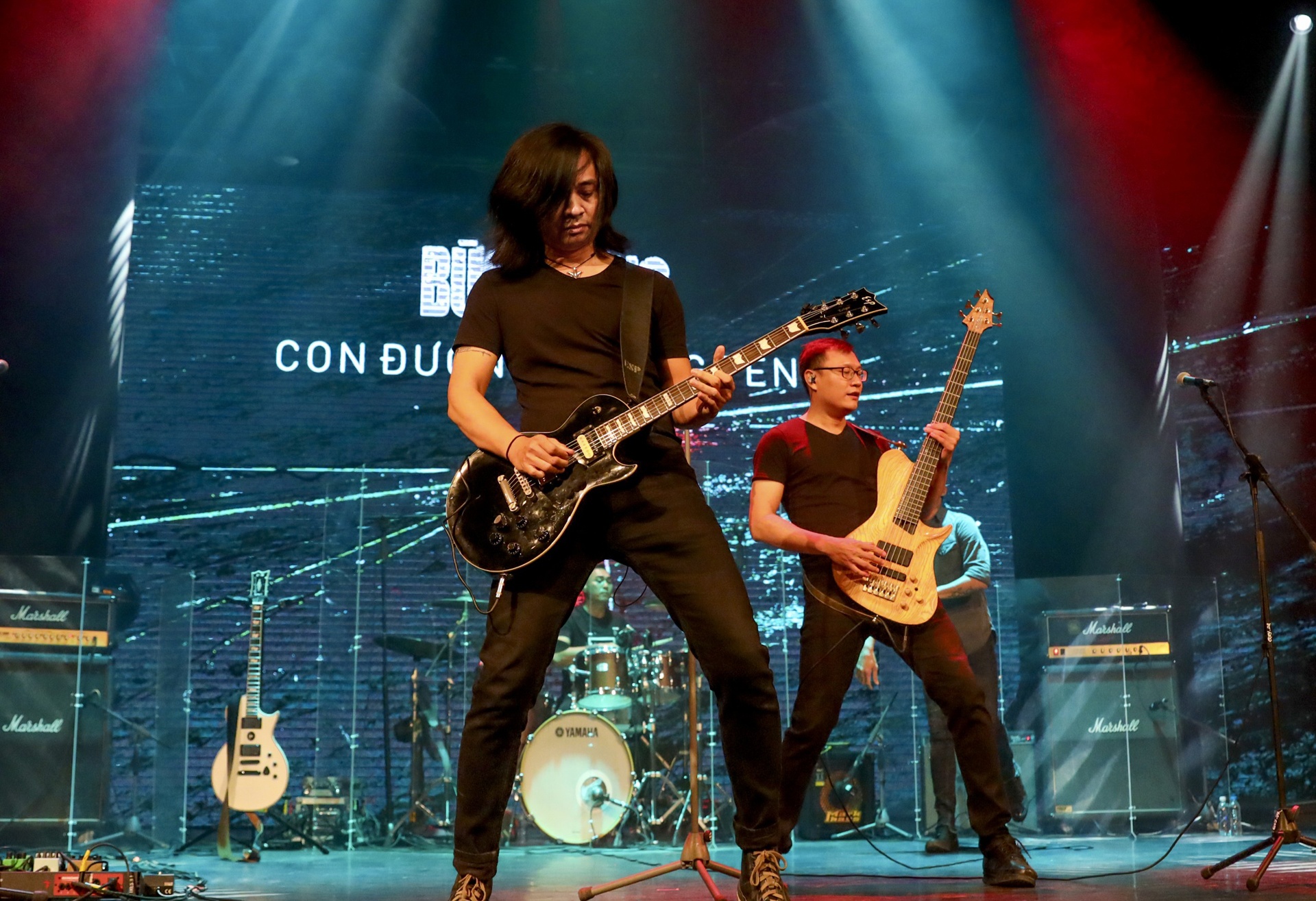 Buc Tuong Pham Anh Khoa anh 1