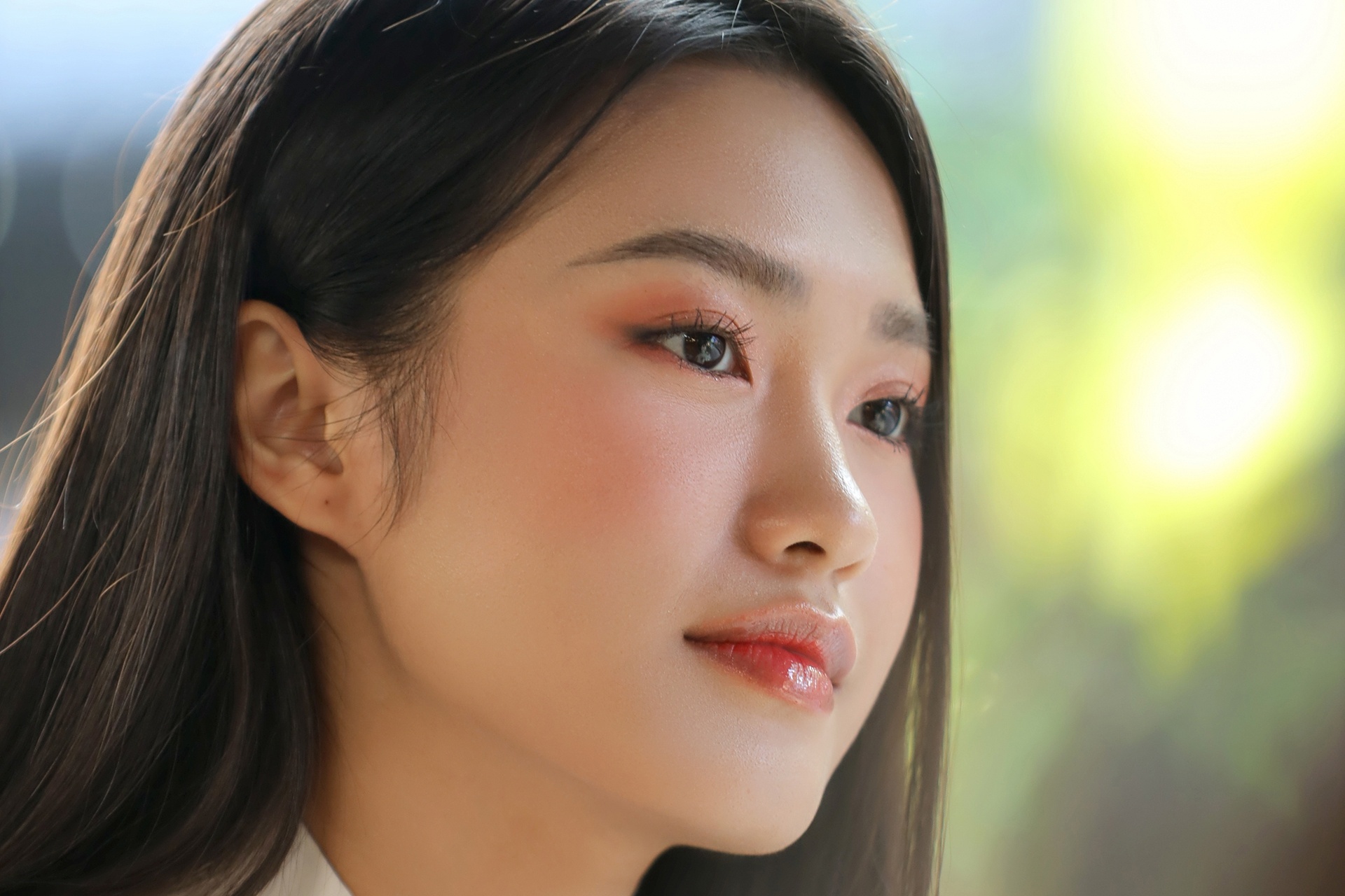 Nhan sac doi thuong cua Doan Hai My hinh anh