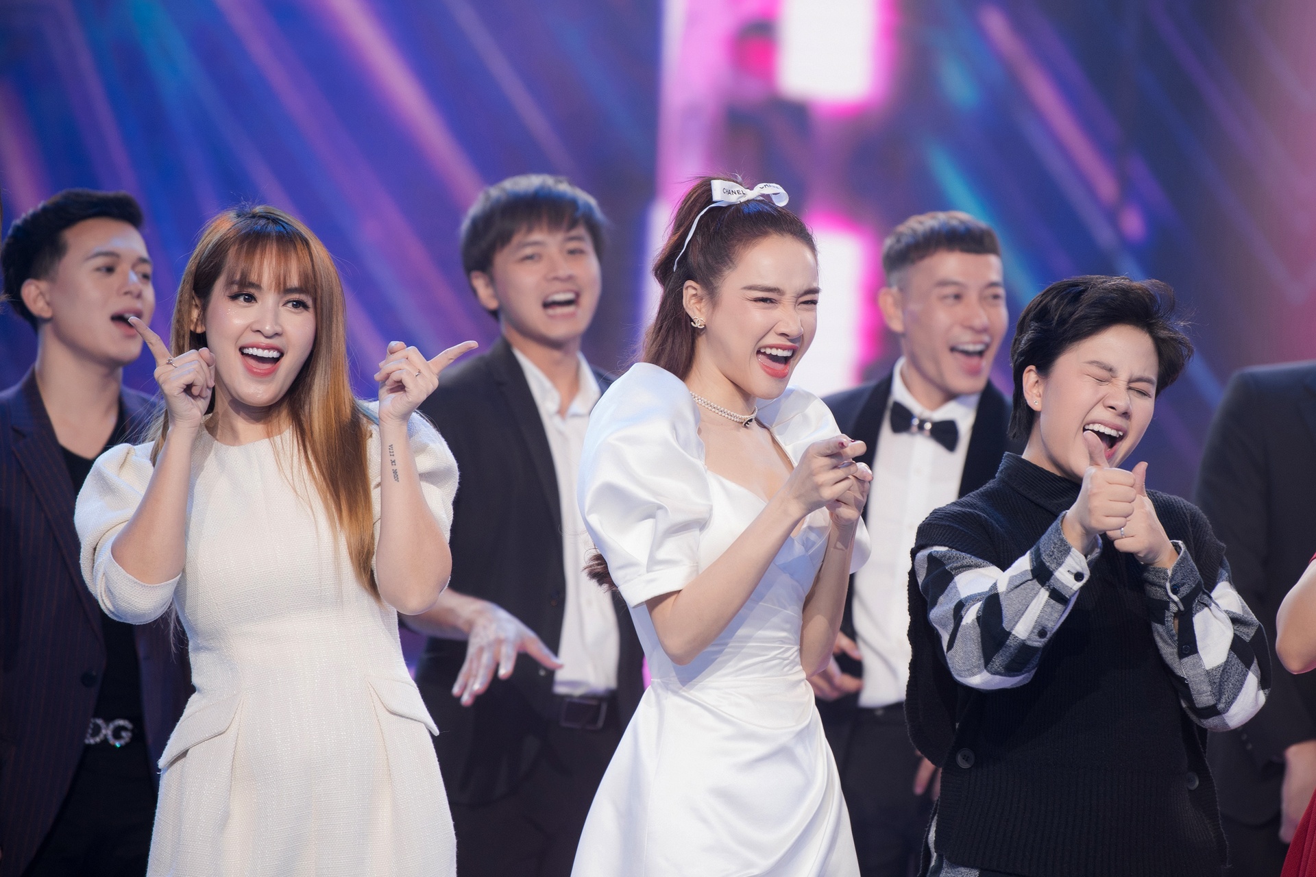 Nhã Phương Phương Oanh phim truyền hình ảnh 1 Nha Phuong Phuong Oanh phim truyen hinh anh 1