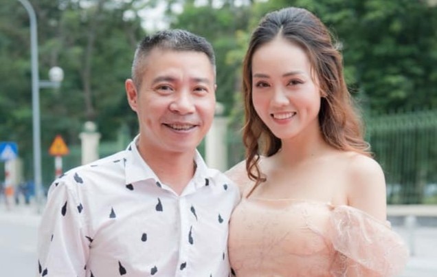 NSND Cong Ly cuoi vo hinh anh