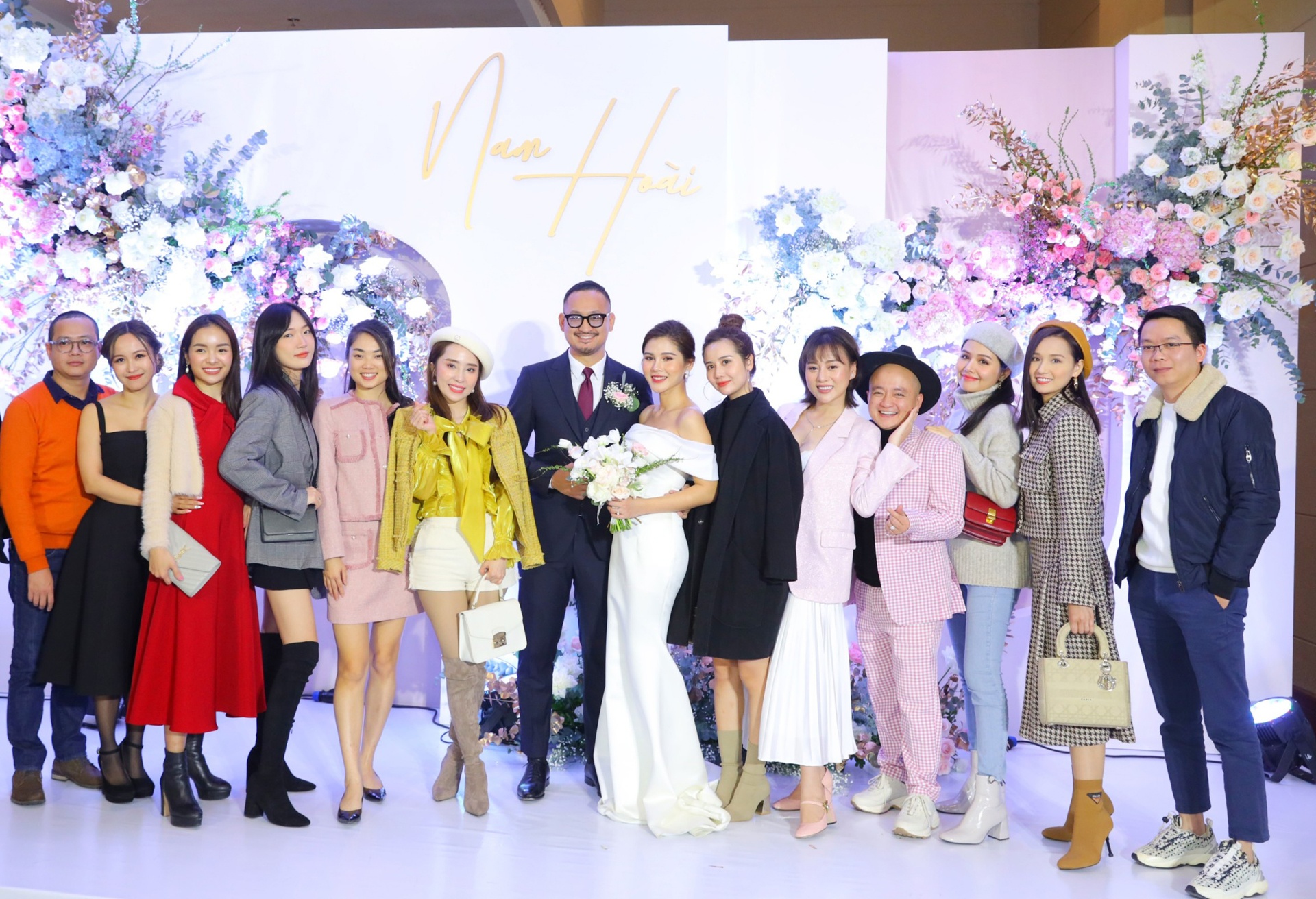 MC Thu Hoai cuoi anh 10