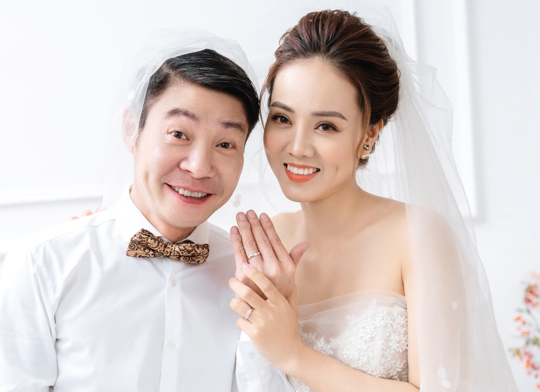 Anh cuoi cua NSND Cong Ly hinh anh