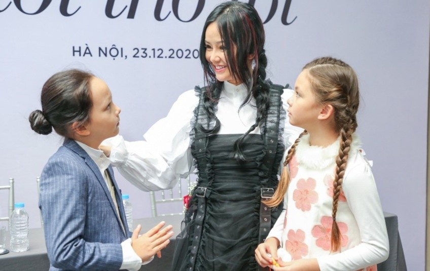 Hong Nhung noi ve ban trai ngoai quoc hinh anh