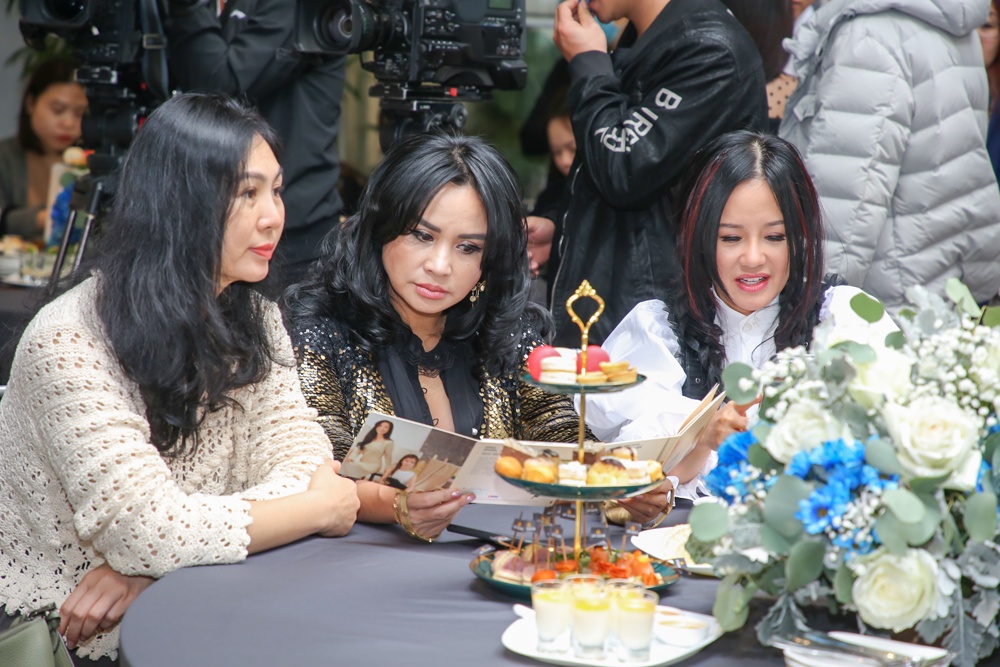 Diva Hong Nhung hat thieu nhi anh 1