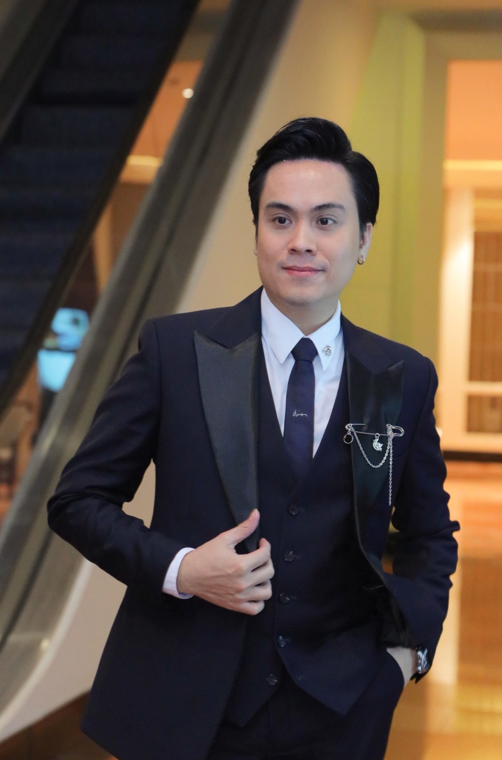 NSND Cong Ly cuoi anh 6