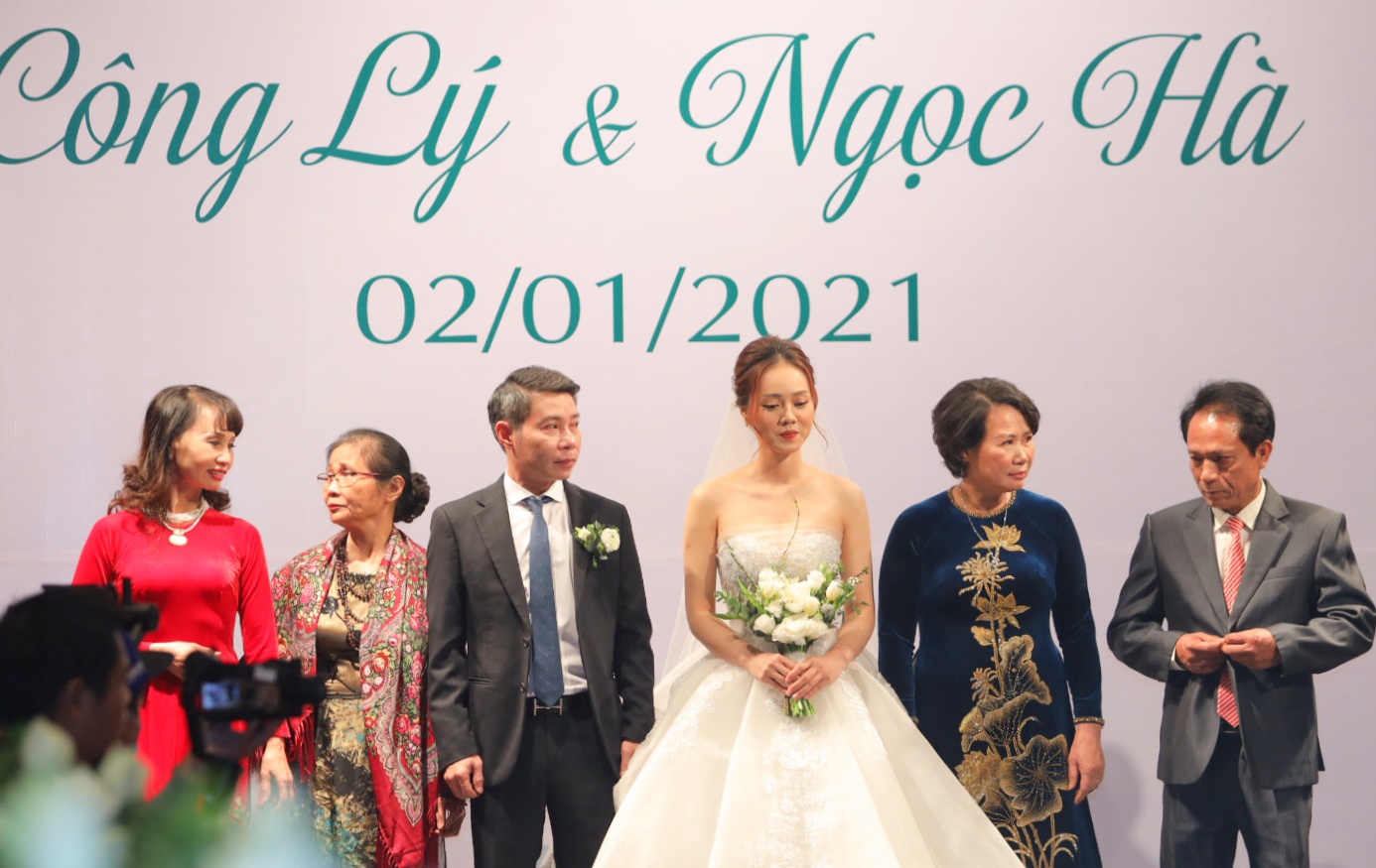 NSND Cong Ly cuoi anh 14