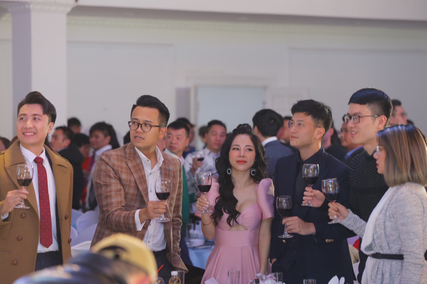 MC Thuy Linh cuoi anh 17