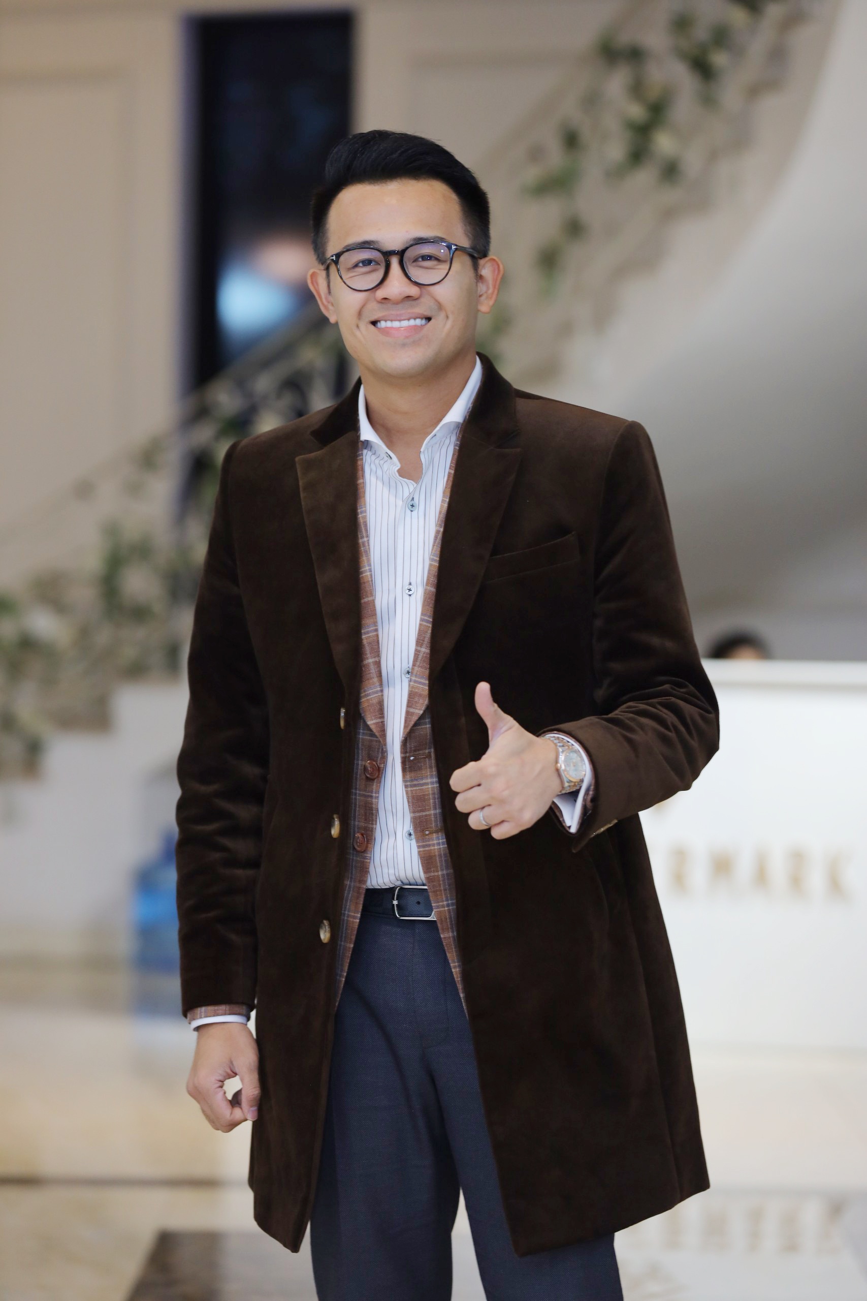 MC Thùy Linh cưới ảnh 13 MC Thuy Linh cuoi anh 13