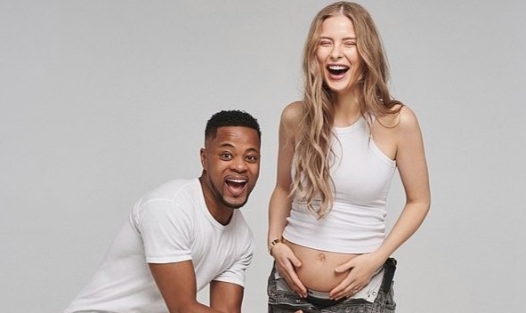 Nguoi mau Margaux Alexandra va Patrice Evra chuan bi don con trai hinh anh