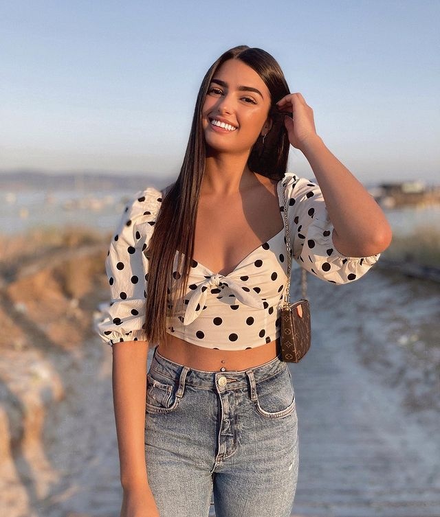 Hoa hau Hoa binh Quoc te anh 4