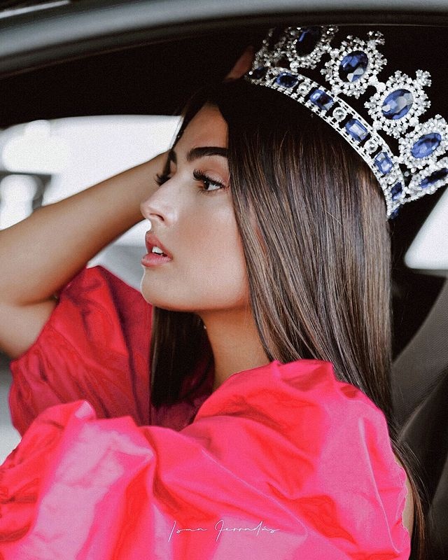 Hoa hau Hoa binh Quoc te anh 3