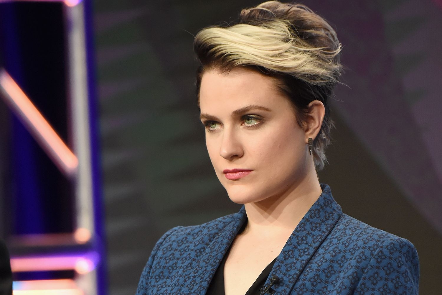 Evan Rachel Wood bi lam dung tinh duc anh 1