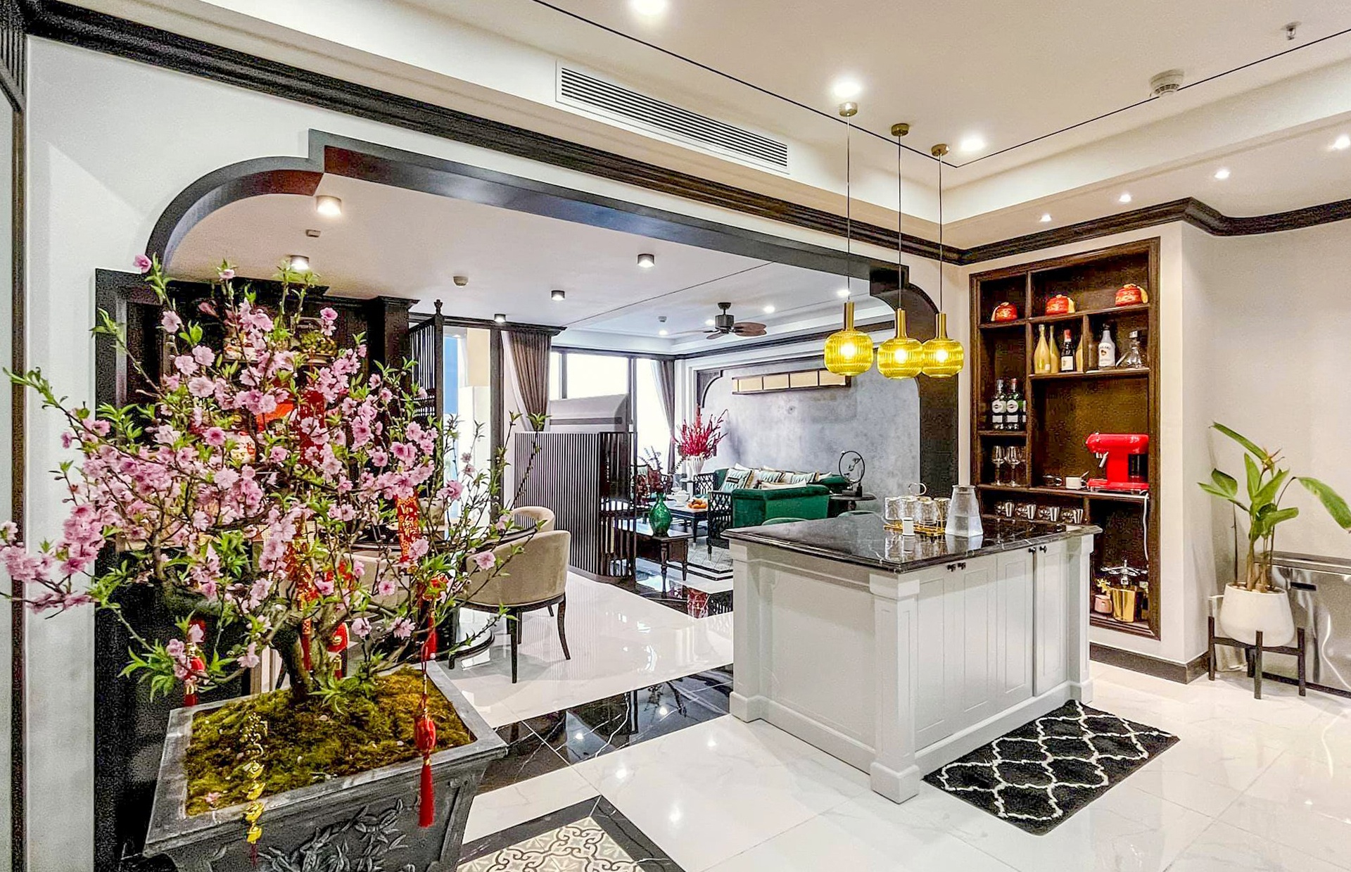 Phuong Oanh trang tri nha don Tet anh 3