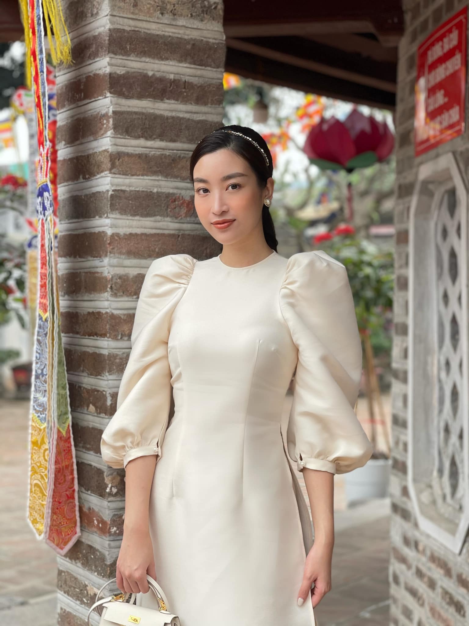 Sao Việt ngày đầu năm ảnh 2 Sao Viet ngay dau nam anh 2