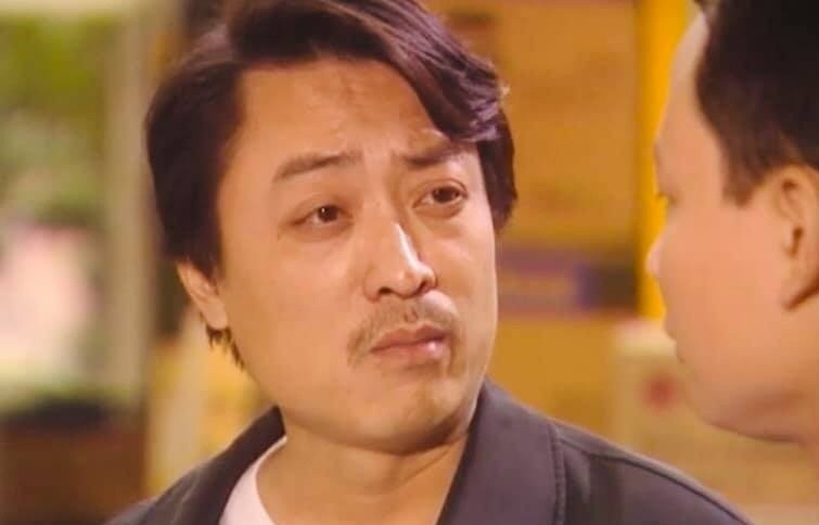 Dien vien Van Thanh qua doi vi tai bien hinh anh