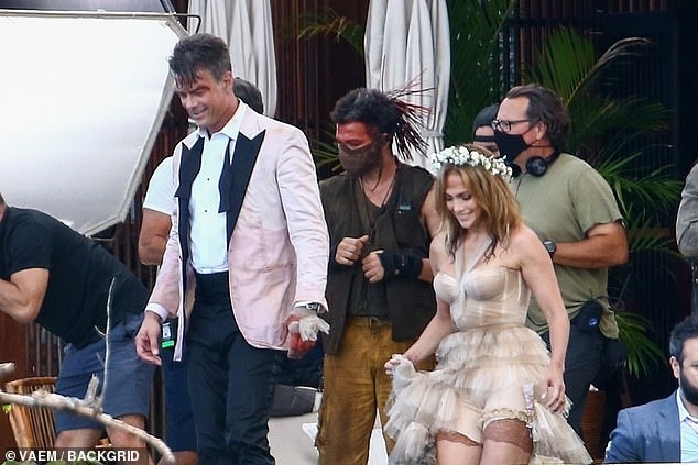 Jennifer Lopez hau truong phim anh 1