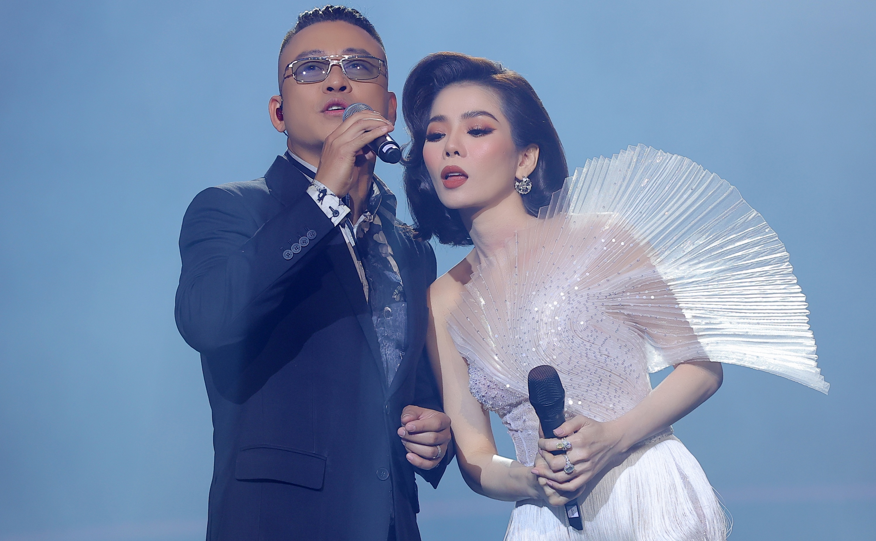 Tiet muc song ca cua Tuan Hung va Le Quyen hinh anh