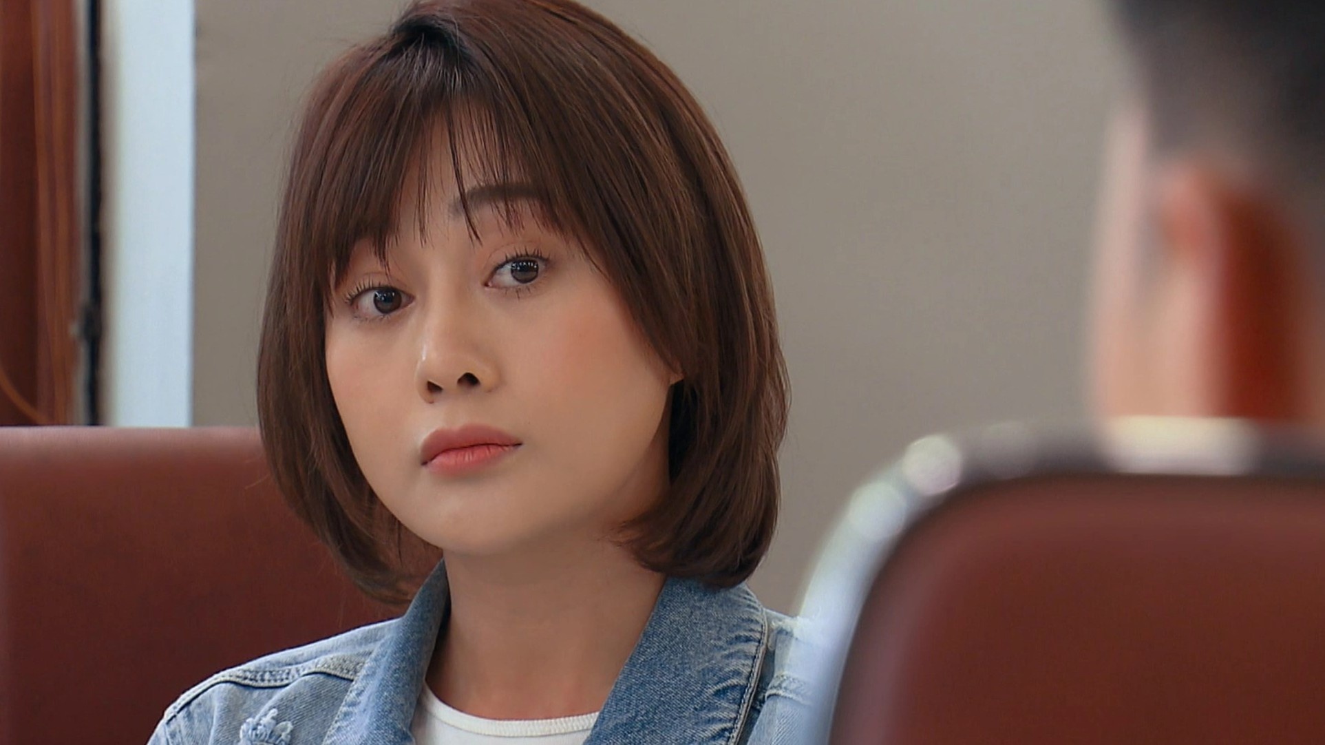 Phuong Oanh noi gi khi vai dien moi gay tranh cai? hinh anh