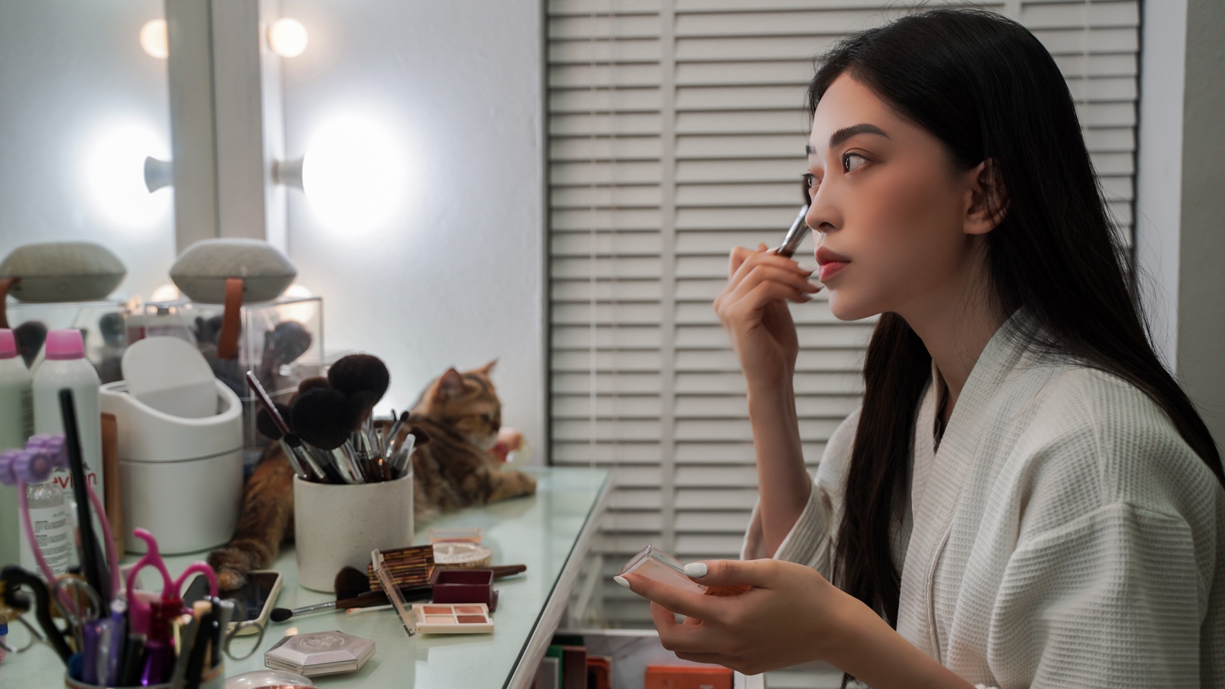 A hau Phuong Nga mot ngay lam viec anh 3