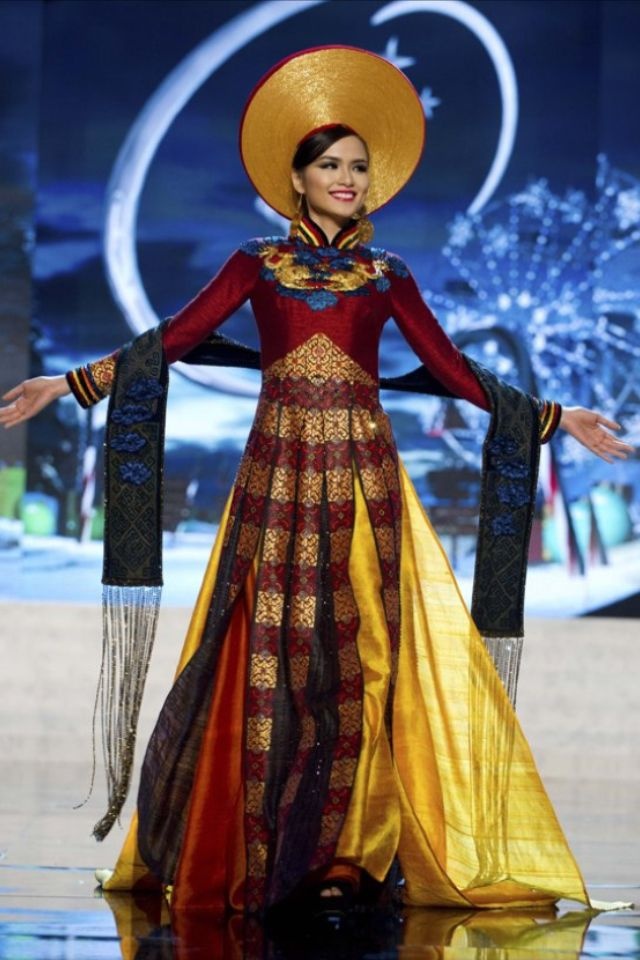 Trang phục dân tộc Miss Universe Hoa hậu Hoàn vũ ảnh 5 Trang phuc dan toc Miss Universe Hoa hau Hoan vu anh 5